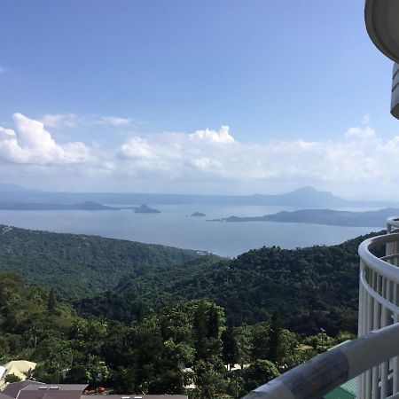 Condo With Free Swimming Pool & Viewing Deck Tagaytay City Ngoại thất bức ảnh