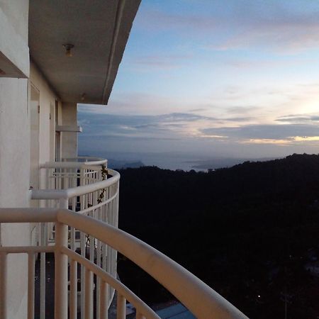 Condo With Free Swimming Pool & Viewing Deck Tagaytay City Phòng bức ảnh