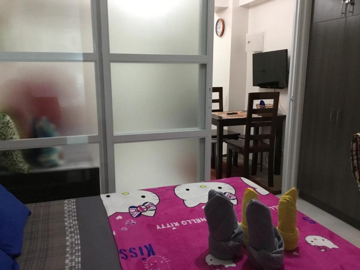 Condo With Free Swimming Pool & Viewing Deck Tagaytay City Ngoại thất bức ảnh
