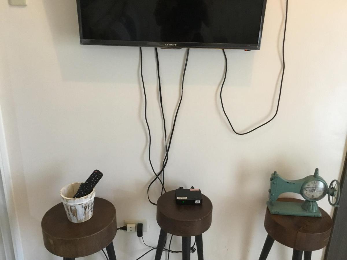 Condo With Free Swimming Pool & Viewing Deck Tagaytay City Ngoại thất bức ảnh