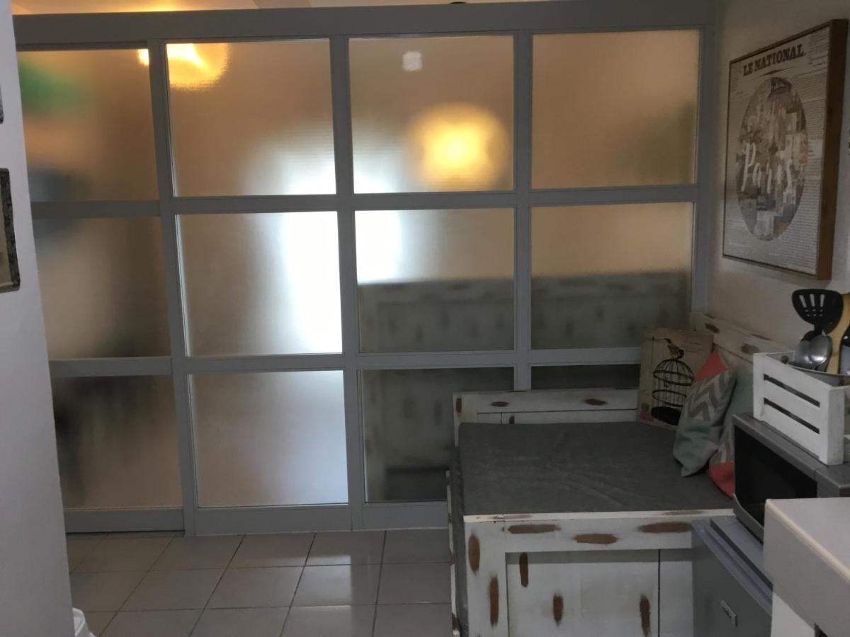 Condo With Free Swimming Pool & Viewing Deck Tagaytay City Ngoại thất bức ảnh