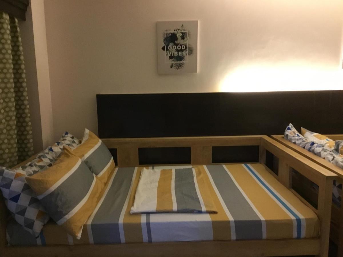Condo With Free Swimming Pool & Viewing Deck Tagaytay City Ngoại thất bức ảnh