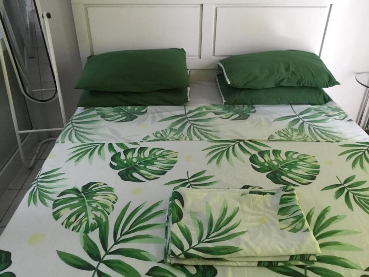 Condo With Free Swimming Pool & Viewing Deck Tagaytay City Ngoại thất bức ảnh